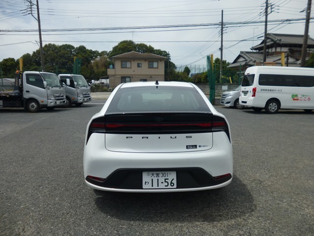 ハイブリッドカー　レンタカー　長期　プリウス・1156