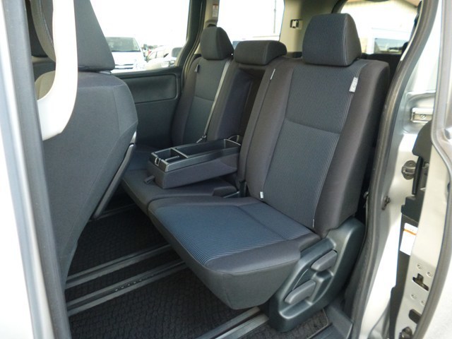 ミニバン・1BOX・ワゴン　レンタカー　長期　ノア(7904)