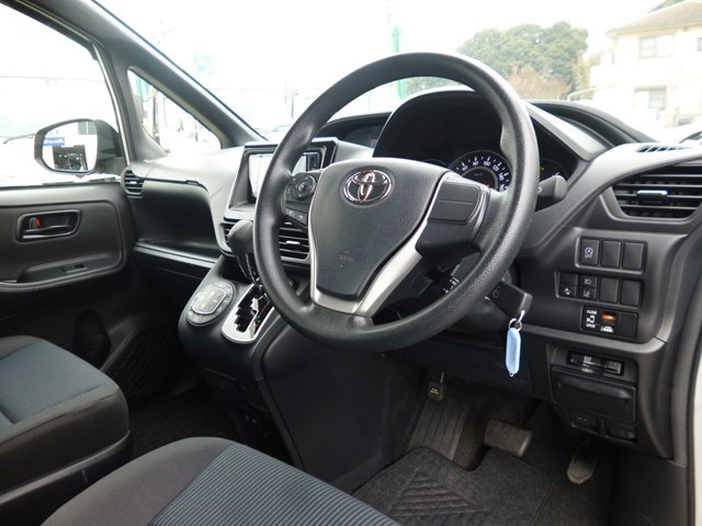 ミニバン・1BOX・ワゴン　レンタカー　長期　ノア(7922)