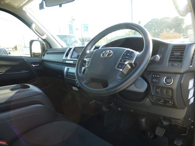 1BOXバン 商用車　レンタカー　長期　ハイエースバン・4491