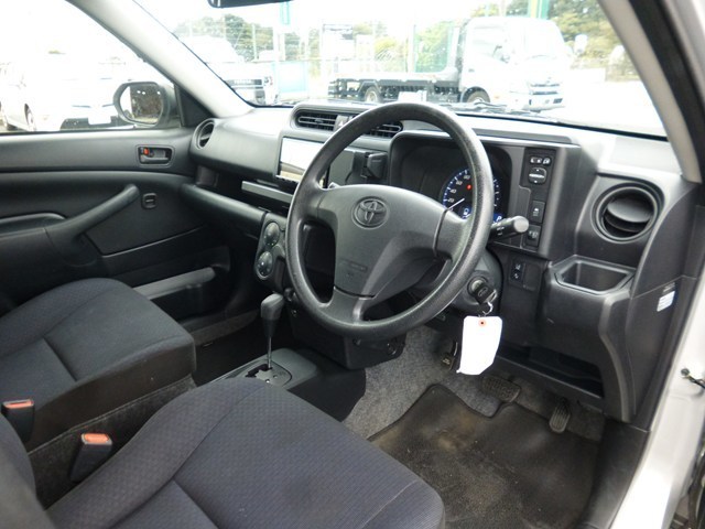 5ドアバン 商用車　レンタカー　長期　プロボックス・335