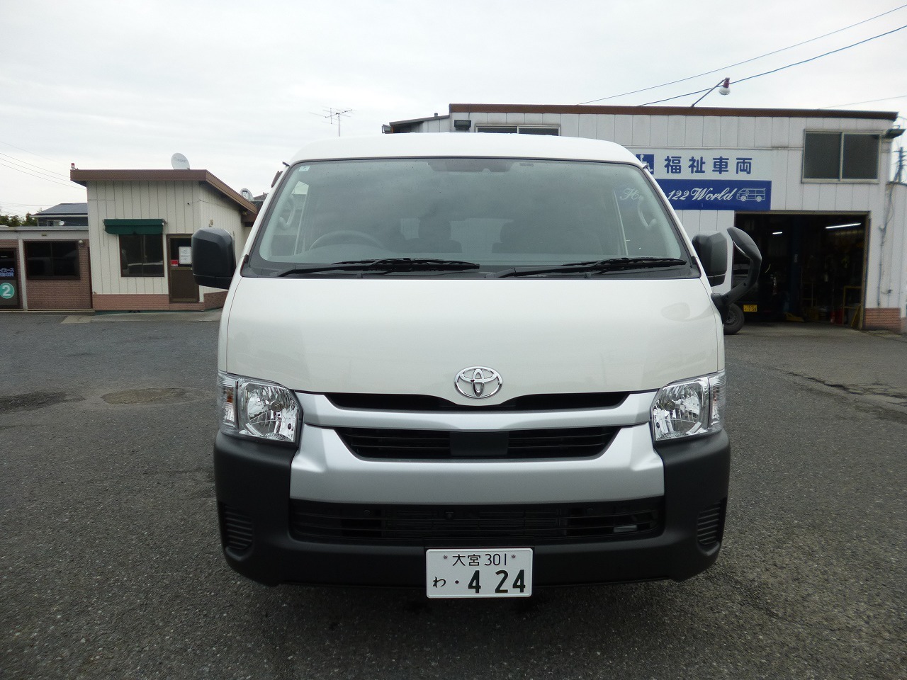 ミニバン 1BOX ワゴン　レンタカー　長期　ハイエース(3073)