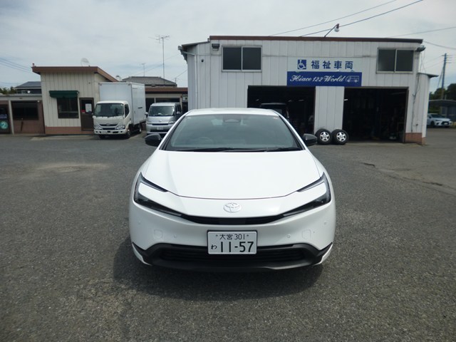 ハイブリッドカー　レンタカー　長期　プリウス・1157