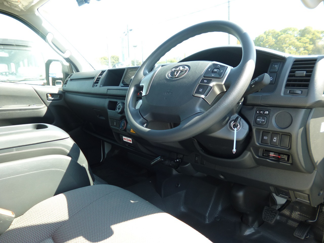 ミニバン 1BOX ワゴン　レンタカー　長期　ハイエース(3073)