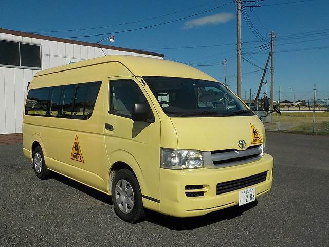 幼稚園バス　レンタカー　長期　中型免許 ハイエース(288)