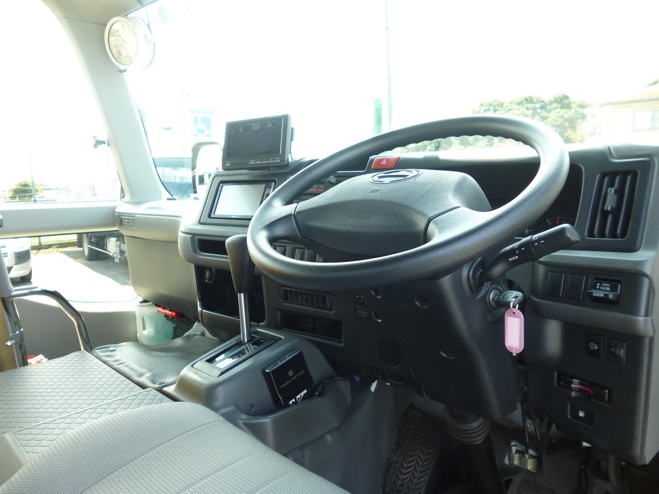 幼稚園バス　レンタカー　長期　日産 シビリアン(516)