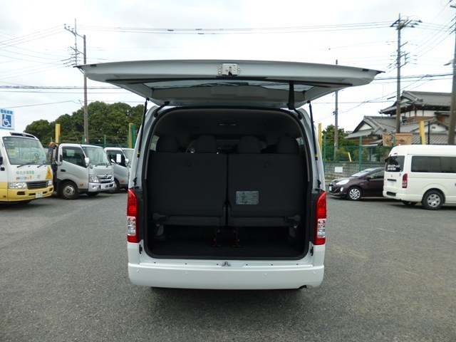 ミニバン 1BOX ワゴン　レンタカー　長期　ハイエース(1246)