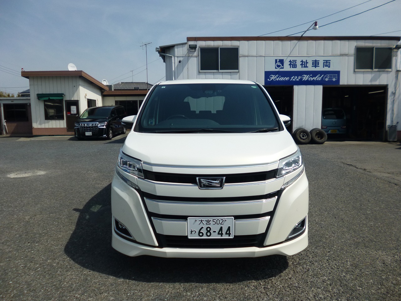 ミニバン・1BOX・ワゴン　レンタカー　長期　VOXY(7986)