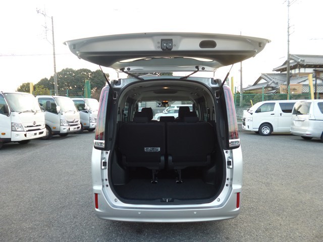 ミニバン・1BOX・ワゴン　レンタカー　長期　ノア(7846)