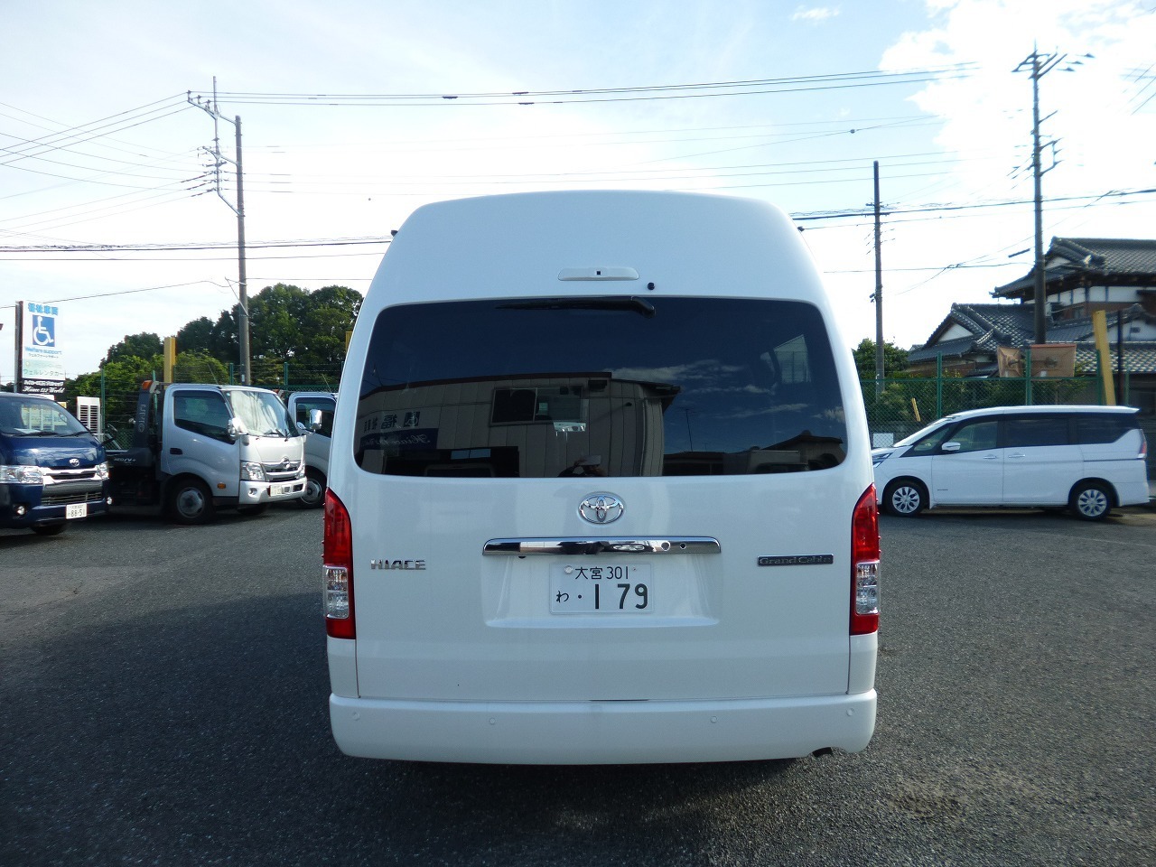 ミニバン 1BOX ワゴン　レンタカー　長期　ハイエース グランドキャビン(3892)