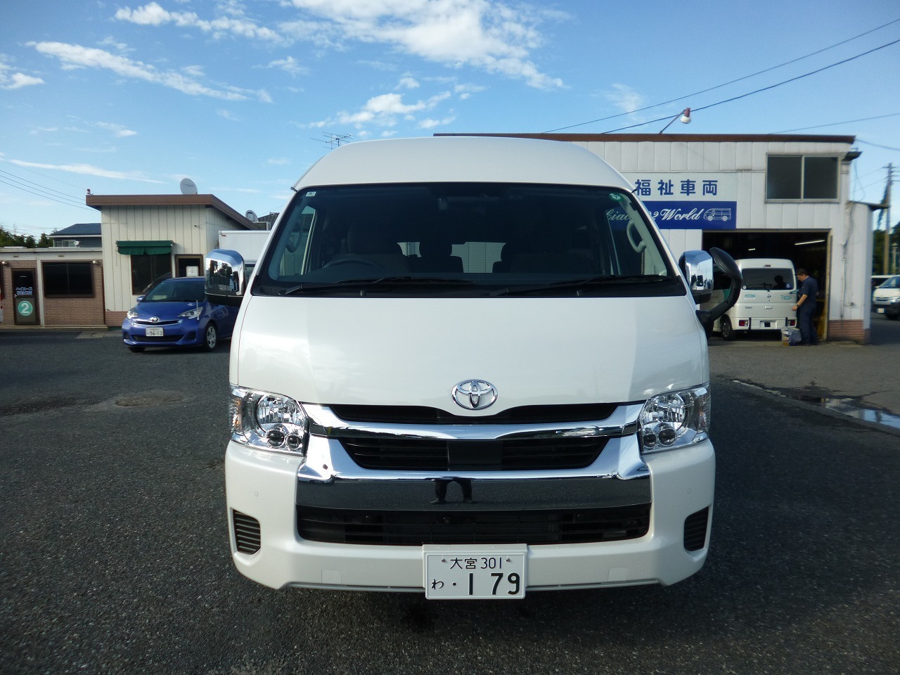 ミニバン 1BOX ワゴン　レンタカー　長期　ハイエース グランドキャビン(3892)
