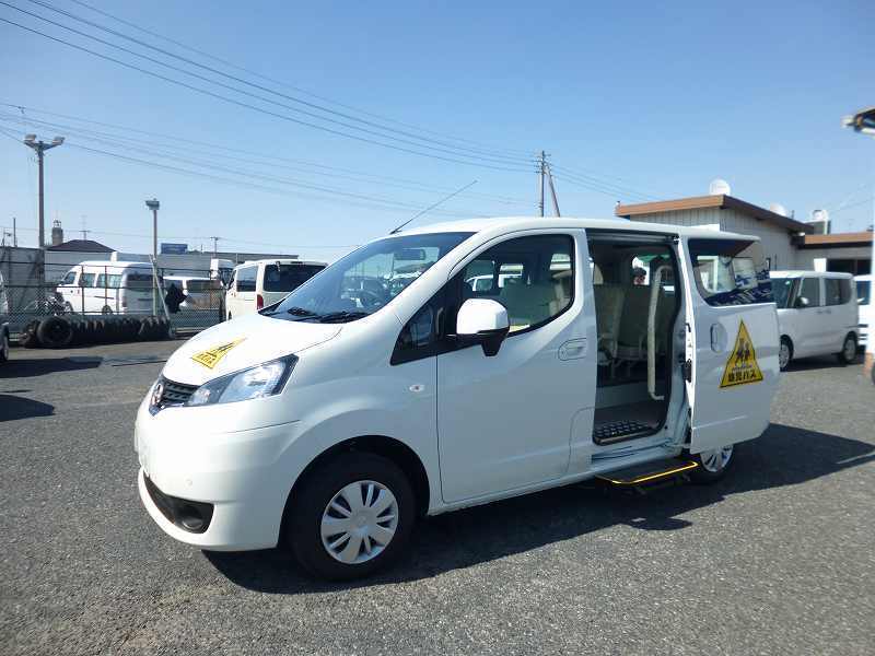 幼稚園バス　レンタカー　長期　普通免許 ハイエース(8050)