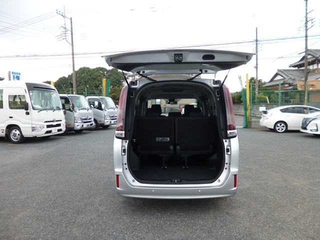 ミニバン・1BOX・ワゴン　レンタカー　長期　ノア(8901)