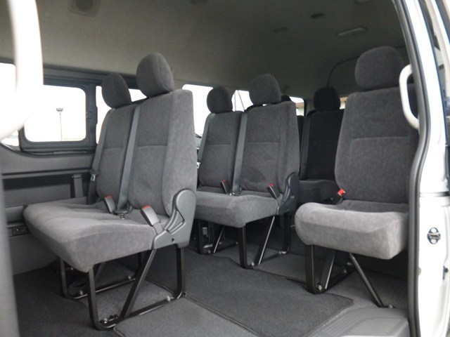 ミニバン 1BOX ワゴン　レンタカー　長期　ハイエース グランドキャビン(591)