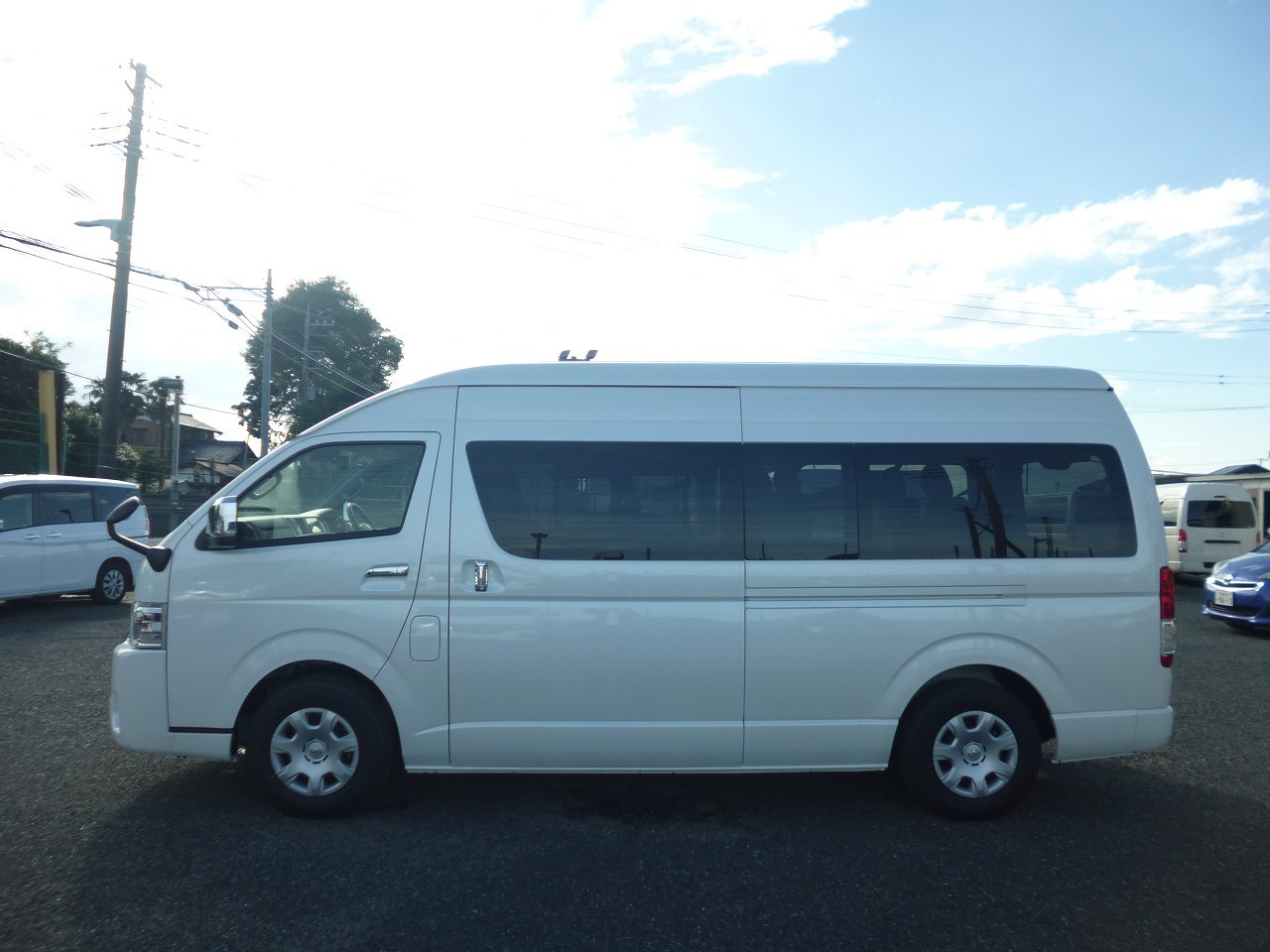 ミニバン 1BOX ワゴン　レンタカー　長期　ハイエース グランドキャビン(3892)