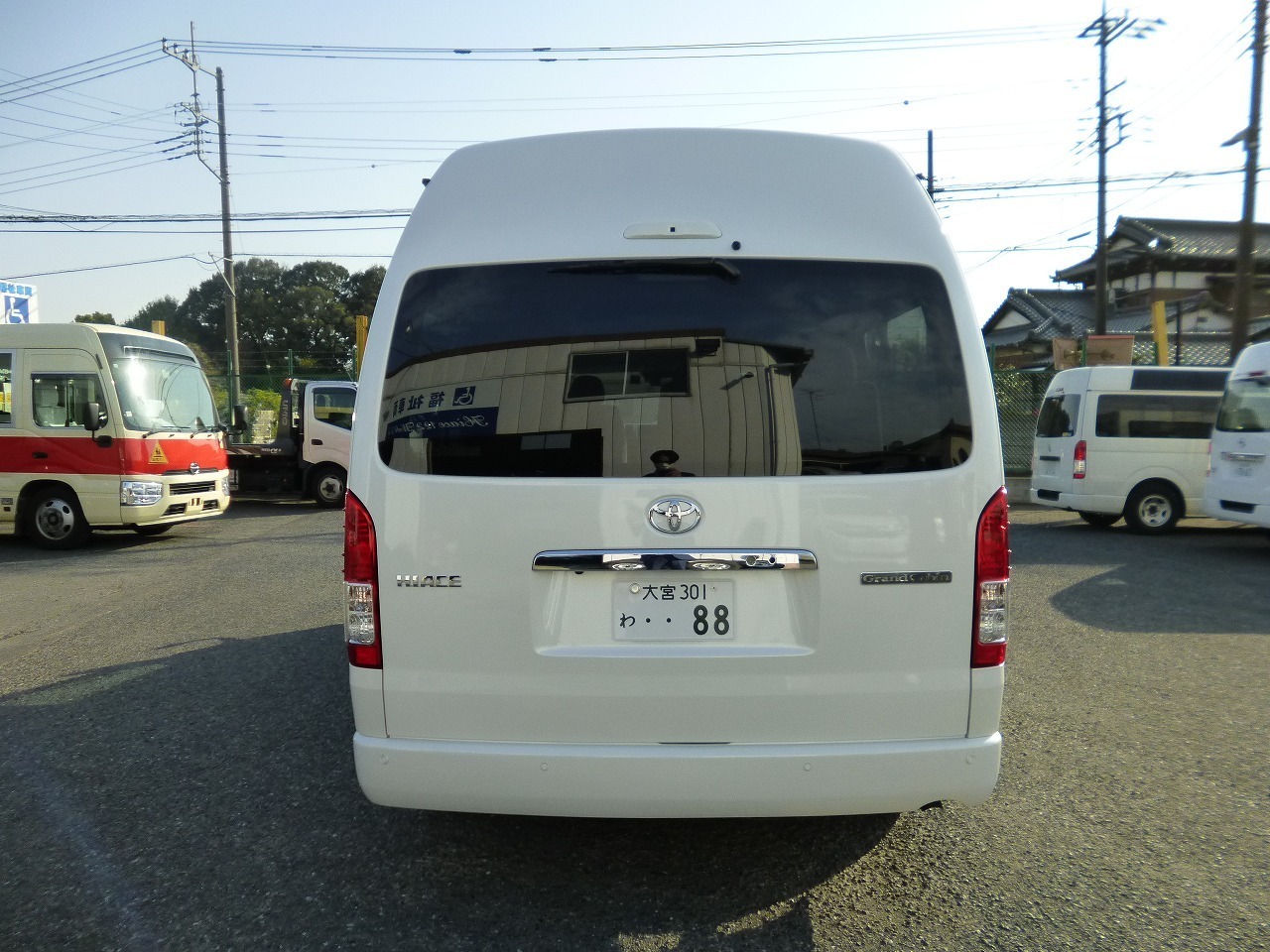 ミニバン 1BOX ワゴン　レンタカー　長期　ハイエース グランドキャビン(3892)