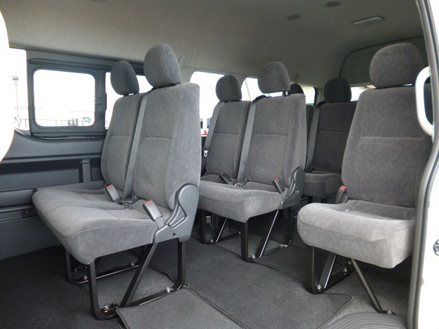 ミニバン 1BOX ワゴン　レンタカー　長期　ハイエース グランドキャビン(3892)