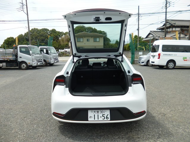ハイブリッドカー　レンタカー　長期　プリウス・1156