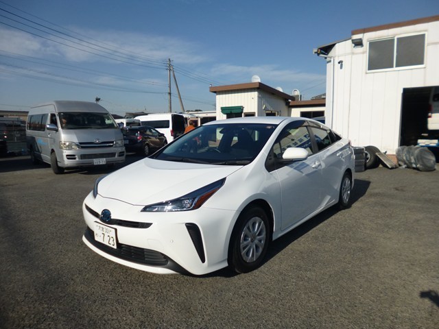 ハイブリッドカー　レンタカー　長期　プリウス・723