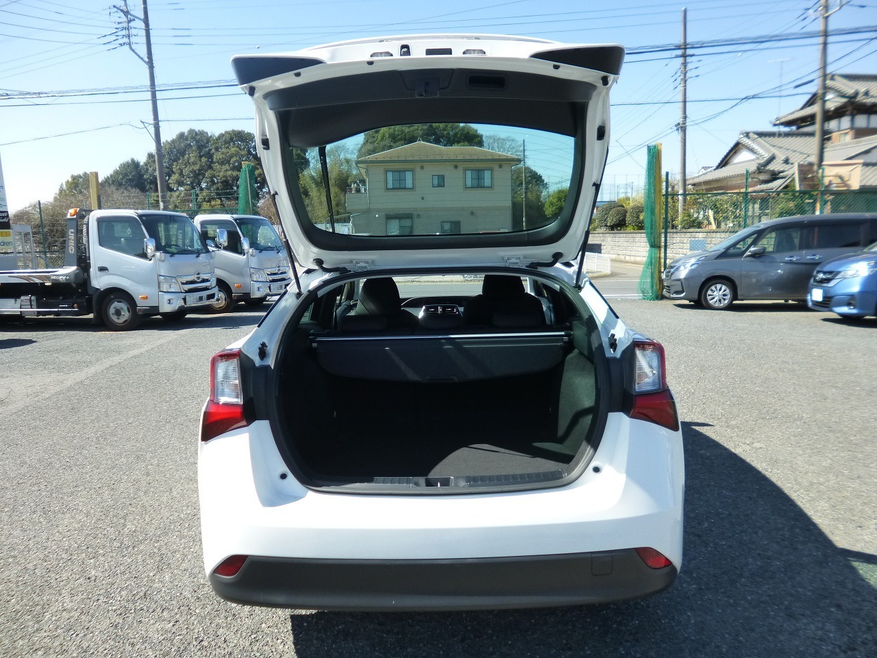 ハイブリッドカー　レンタカー　長期　プリウス・4992