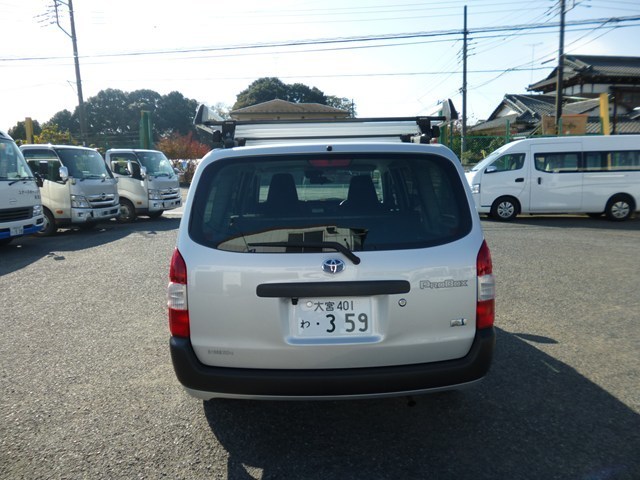 5ドアバン 商用車　レンタカー　長期　プロボックス・335