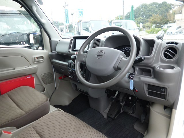 軽バン 商用車　レンタカー　長期　NV100・2178