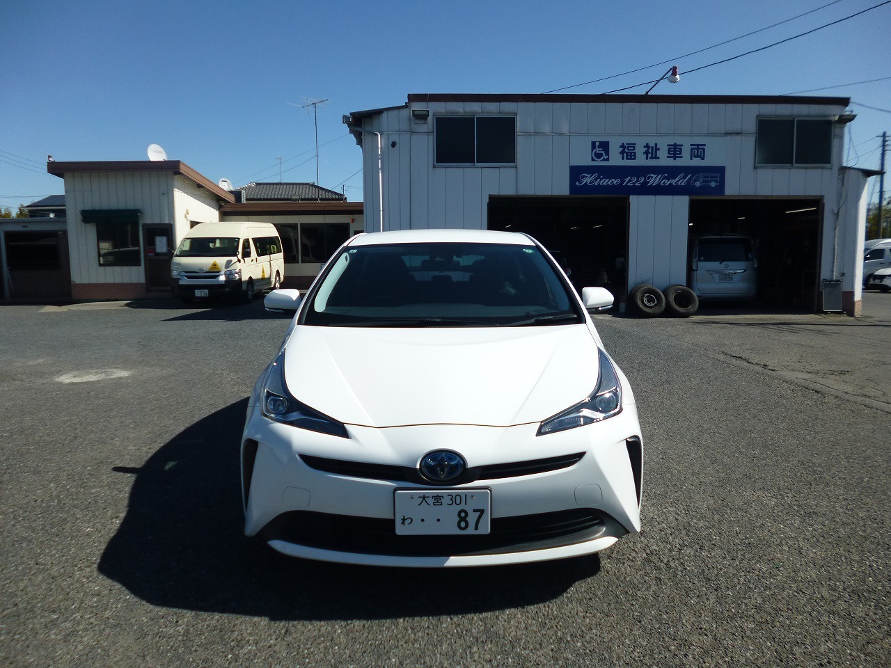 ハイブリッドカー　レンタカー　長期　プリウス・4992